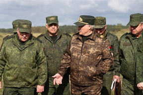 «Как только у союзника начинаются стратегические неприятности, у беларуских властей повышается уровень миролюбия»