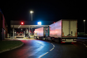 Границу открыли, но литовские грузовики все еще не выпускают из Беларуси