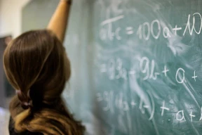 Соосновательница частной школы: «Отрицательный отбор учителей в последние годы усилился и стал даже не в квадрате, а в кубе»